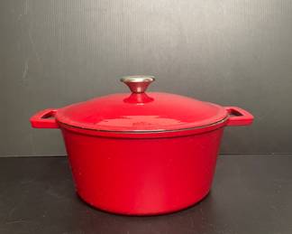 Sur la Table Dutch oven