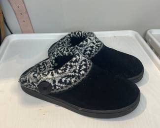Clark’s slippers