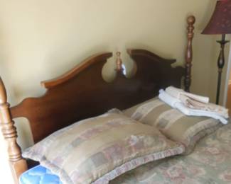 queen bed