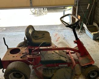 Snapper Lawnmower Chassis. No engine . Does come with mower deck . There several engines in storage building that will fit this mower 