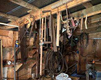Various woodworking tools 