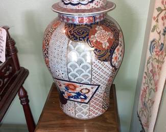 nice urn
