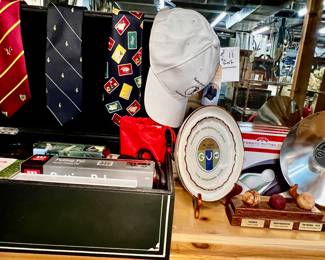 Golf themed ties, games, misc decor, and more