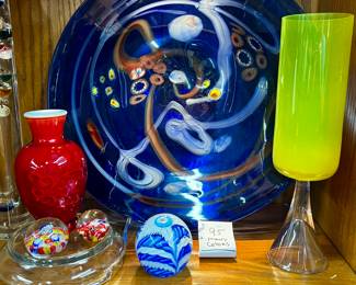 Art glass lot