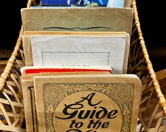 Antique and vintage travel guide guides/sightseeing books