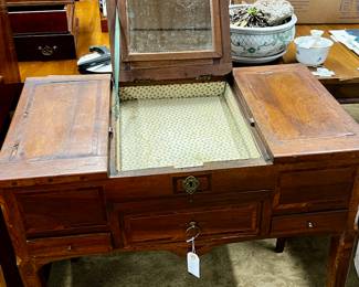 Antique French dressing table