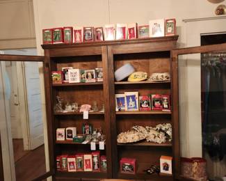 Hallmark Gone with the Wind, Lucy, and other ornaments. Vintage Hats.