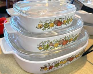 Corning “Spice of Life” covered casserole dish set