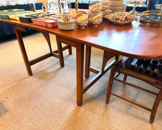 Dining room table