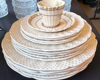 Spode china in “Buttercup”