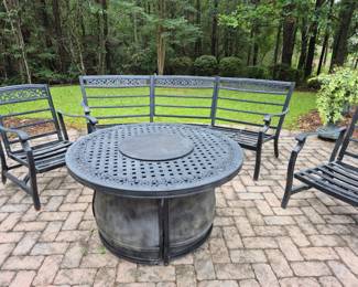 Beautiful 4 piece firepit set - cushions included
