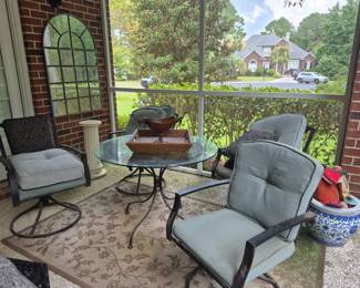 5 piece glass top patio table and chairs