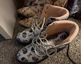 Betsey Johnson Cady Boots