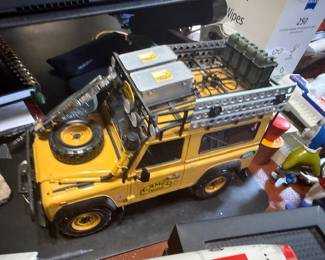 FMS FCX24M Camel Trophy Land Rover Defender 90 1/24 scale RC car