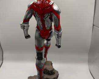 1/6 scale statue or collectible figure of Ultraman, specifically the Ultraman Suit version