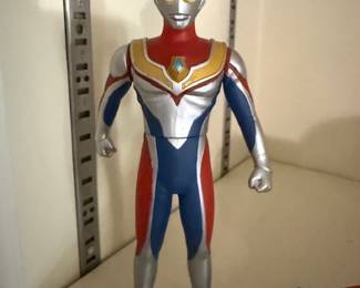 S.H.Figuarts Ultraman Dyna Flash Type action figure