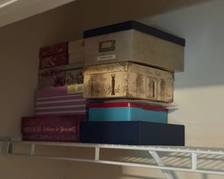 Scrapbooking, photo collection boxes