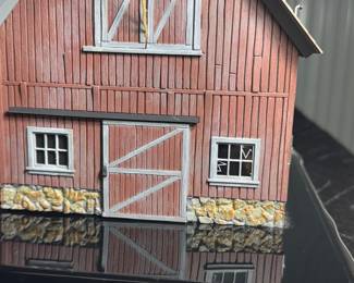 Landmark structures, Old weathered barn modelBR 5865. O Scale