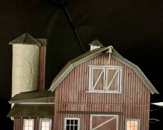 Landmark structures, Old weathered barn modelBR 5865. O Scale
