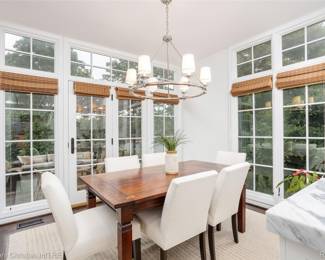 18 kitchen dining area
