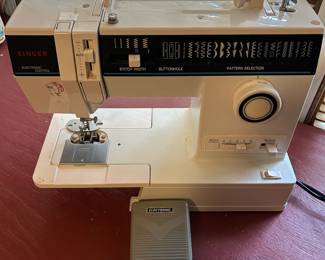 Singer Sewing Machine