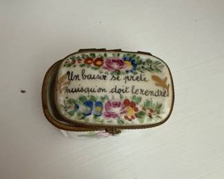 Limoges French Porcelain Trinket Box