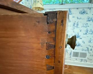 Federal birch bowfront chest of drawers
