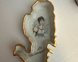La Martinique Limoges porcelain trinket dish featuring Empress Josephine Bonaparte