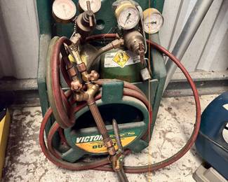 NICE VICTOR PORTABLE WELDING OUTFIT