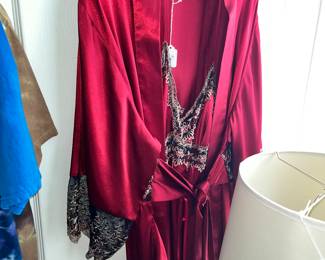 ANOTHER BEAUTIFUL GOWN!