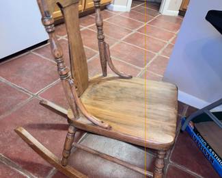 ANTIQUE SEWING ROCKER