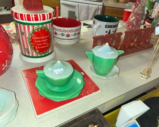 VINTAGE JADEITE