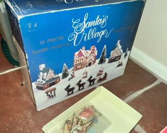 SANTA'S VILLAGE