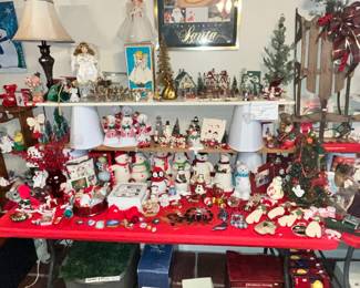BOTH NEW & VINTAGE CHRISTMAS ORNAMENTS & DECOR