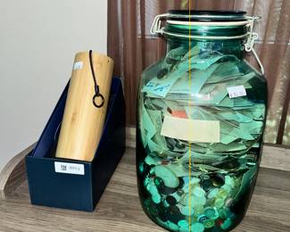 JAR FULL OF BUTTONS