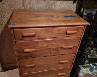 Maple Dresser $150 32"x19"x45"