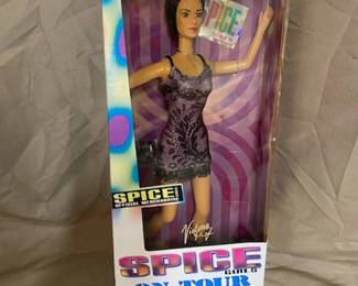 Spice Girls On Tour Barbie- Victoria 