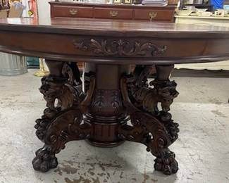 Horner Table w/ 3 Leaves