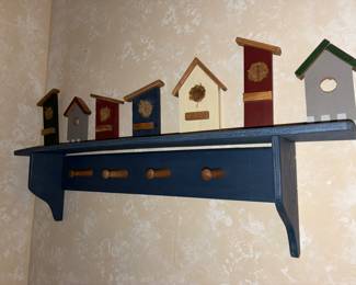 Bird house peg coat rack