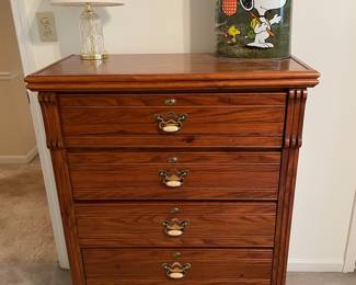 Very nice dresser and vintage Snoopy trash can