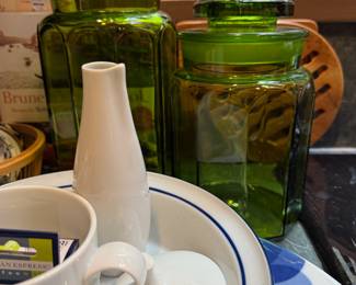 Pair of LE Smith Green Paneled Glass Apothecary Jars