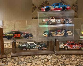 Model Die Cast Cars