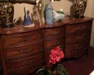 Broyhill dresser with mirror $180.; pair of lamps; decor