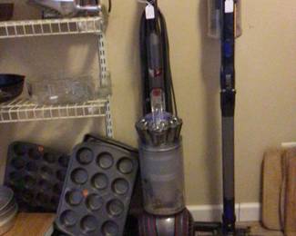 Dyson, shark rocket, bakeware