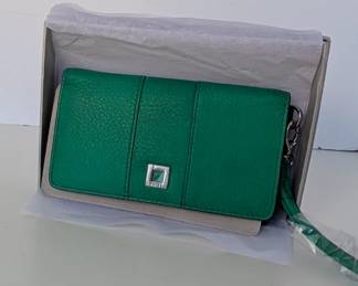 LODIS Green Leather Wristlet Card Wallet