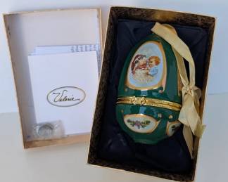 Valerie Parr Porcelain Musical Egg