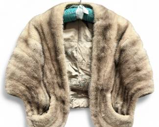 Ladies' Ash Blonde Mink Stole w/ Satin Lining