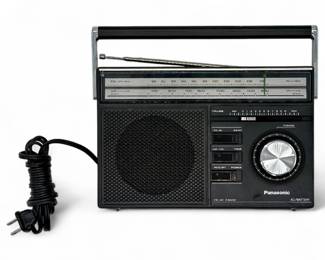 Panasonic RF-569 FM-AM 2Band Portable Radio (1979)