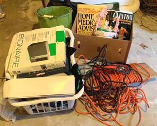 632 - Lot of Assorted Items - box contents not verified
