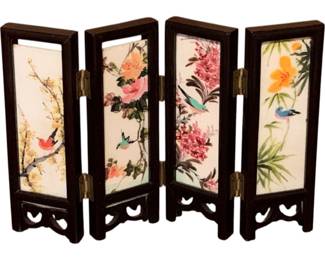 534 - Miniature Oriental Folding Screen - 6" tall
